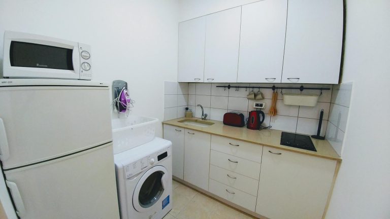 Apt 9 Quiet 1 Bedroom Apartment